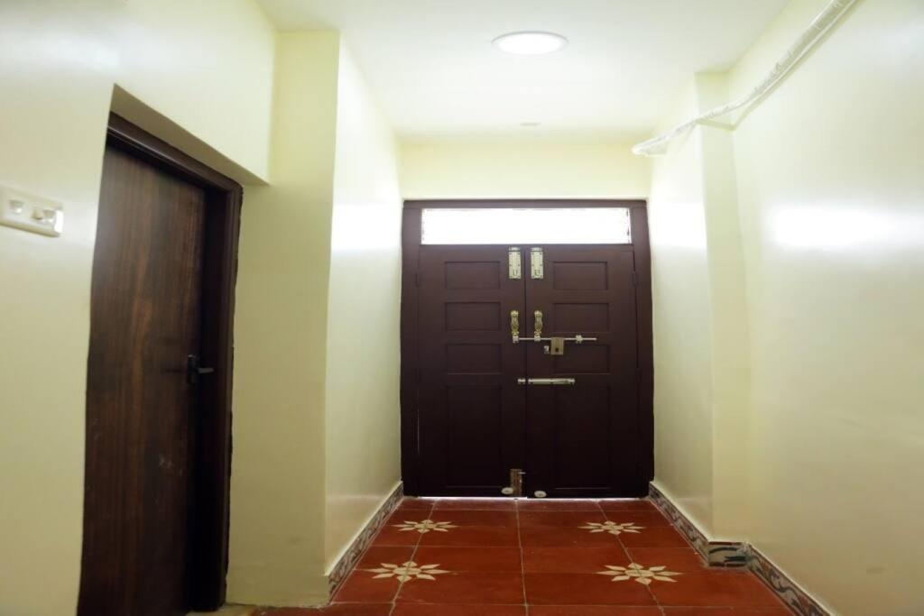 Heritage Home With 3 Bed/3 Bath With Kitchen In A Residential Neighborhood. Maduráj Kültér fotó